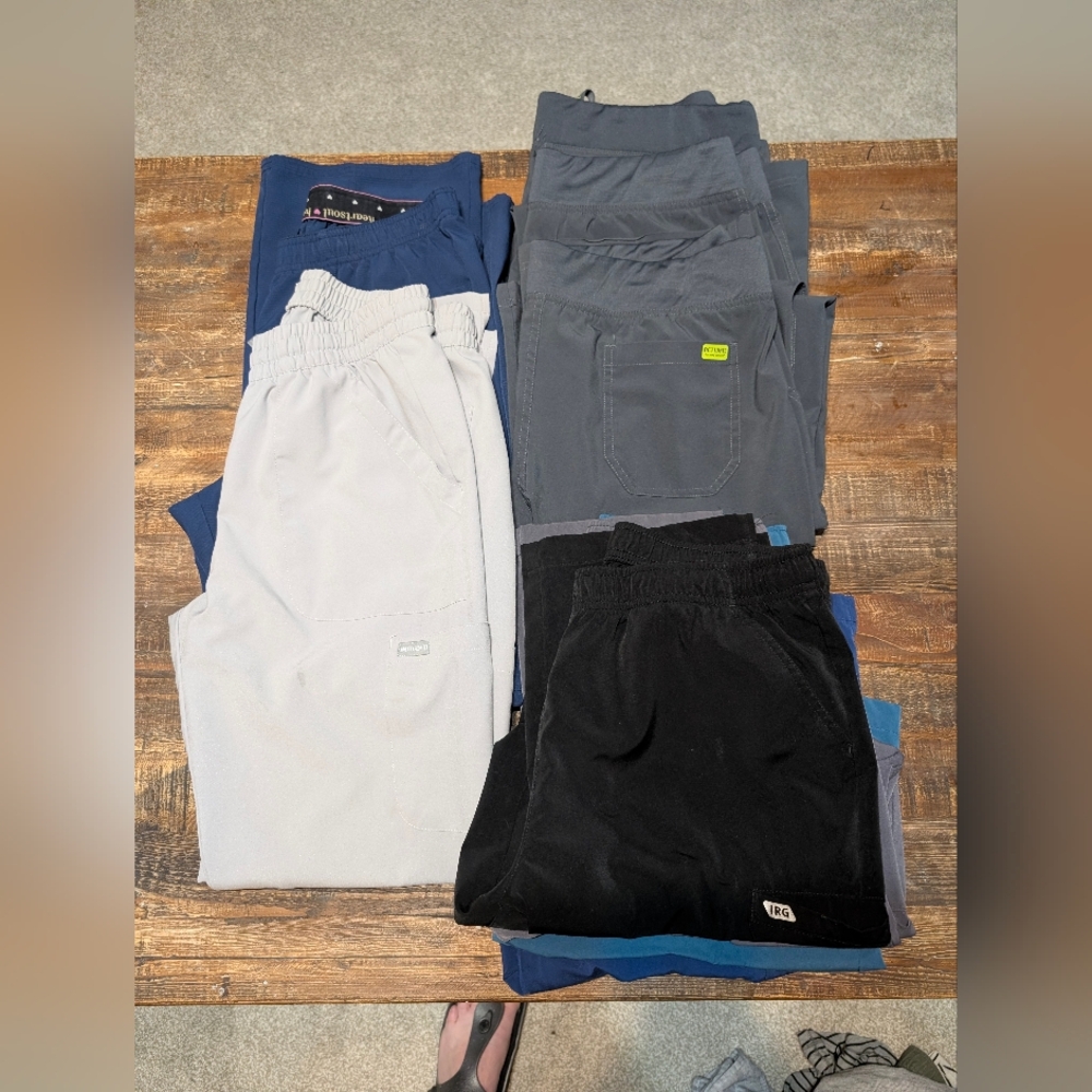Scrub Pants Medium. Maevn, Activate, IRG And Heartand Soul.